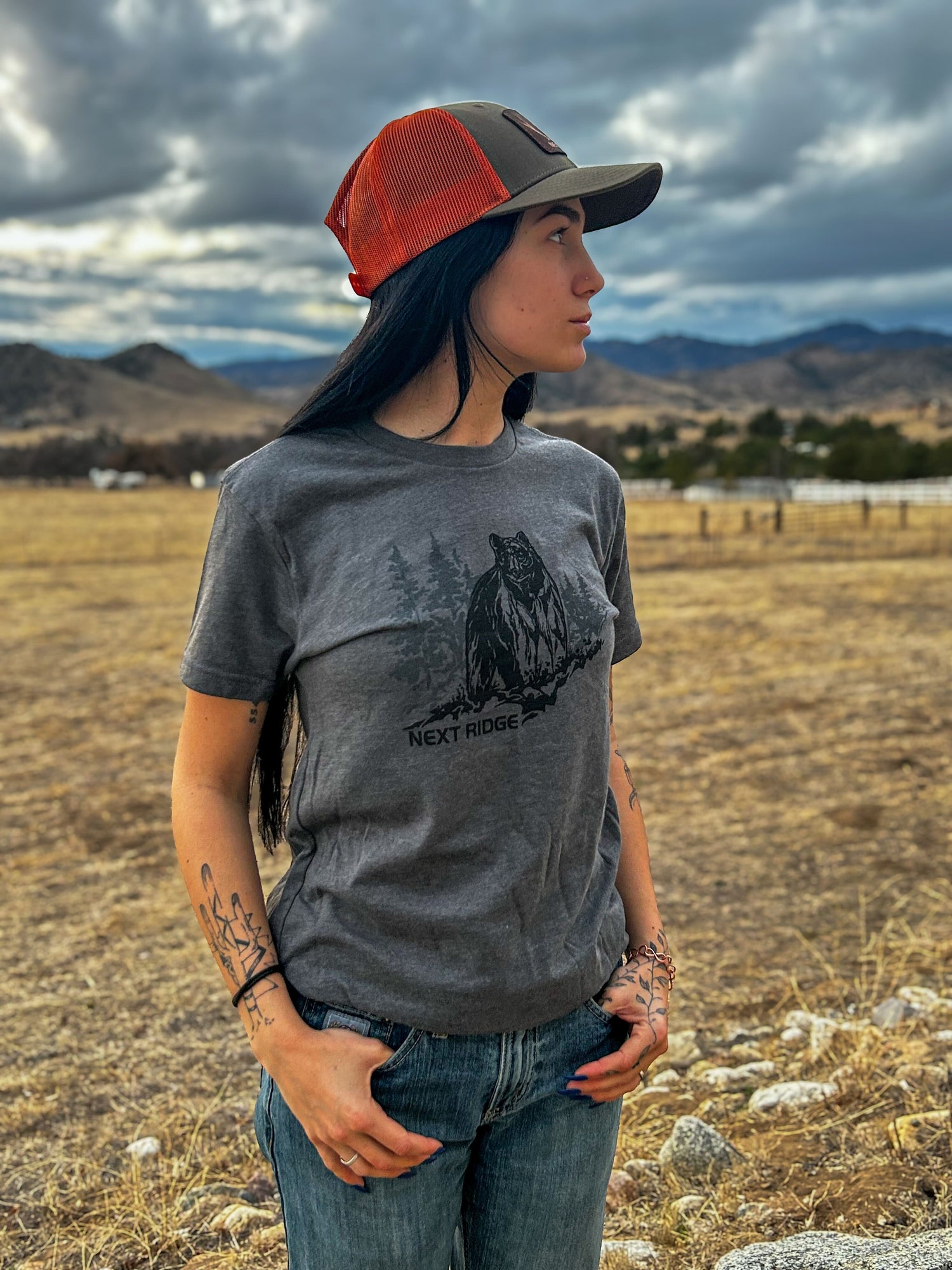 BLACK BEAR TEE